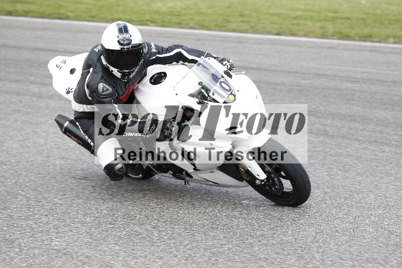 Archiv-2025/09 22.04.2025 Cornu Master School ADR/rot-rouge/10